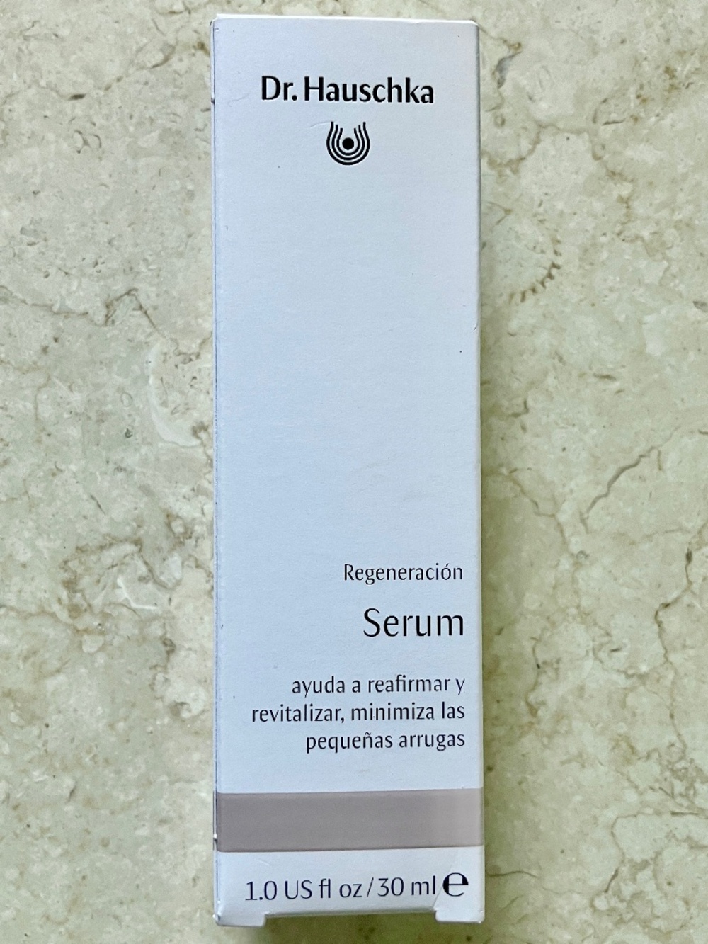 Dr. Hauschka Regenerating Serum 1oz 30ml - 01/2027
